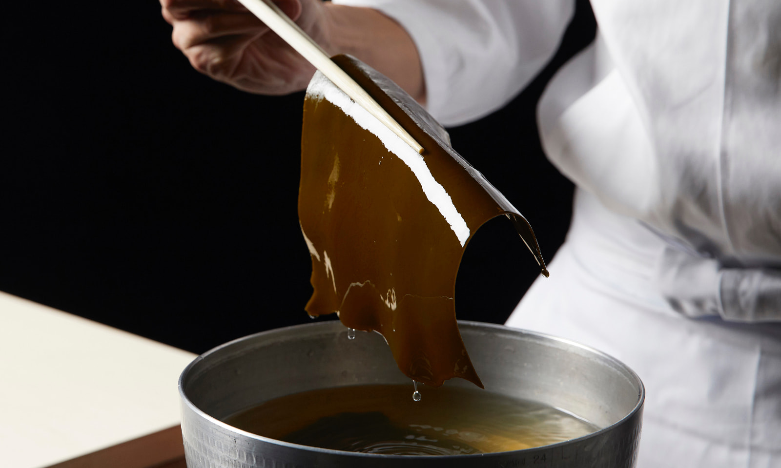 Le Dashi, bouillon de base de la cuisine japonaise